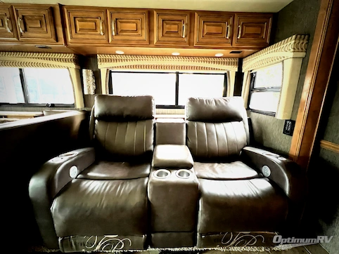2019 Thor Aria 3601 RV Photo 2