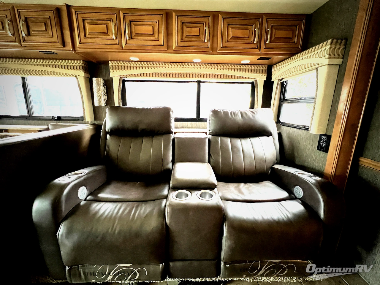 2019 Thor Aria 3601 Photo 7