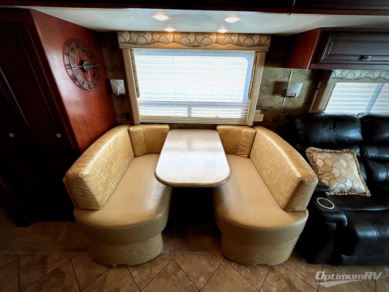 2016 Newmar Bay Star 3124 Photo 13