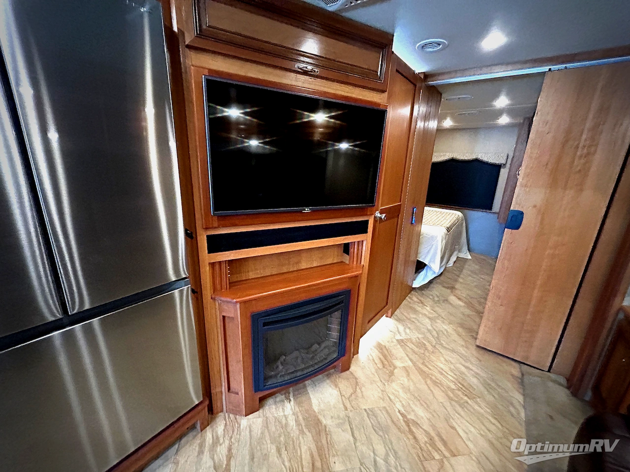 2016 Holiday Rambler Vacationer 33CT Photo 11