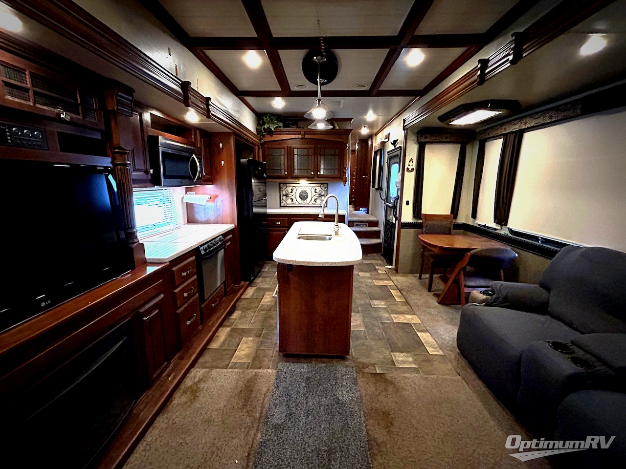 2016 Heartland Bighorn 3575EL Photo 5