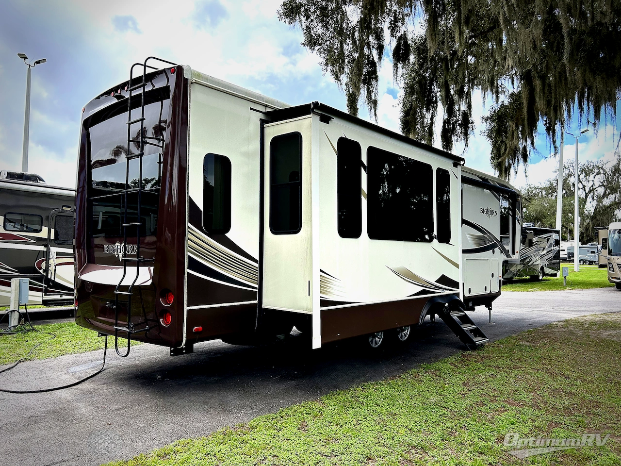 2016 Heartland Bighorn 3575EL Photo 2