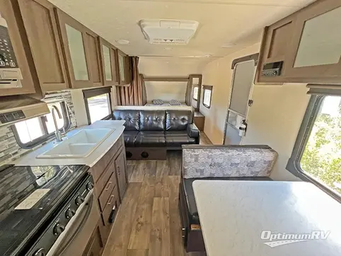 2018 Forest River Wildwood X-Lite 241QBXL RV Photo 2