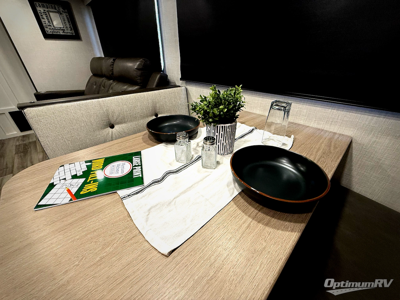 2026 Venture Stratus SR261VRB Photo 10