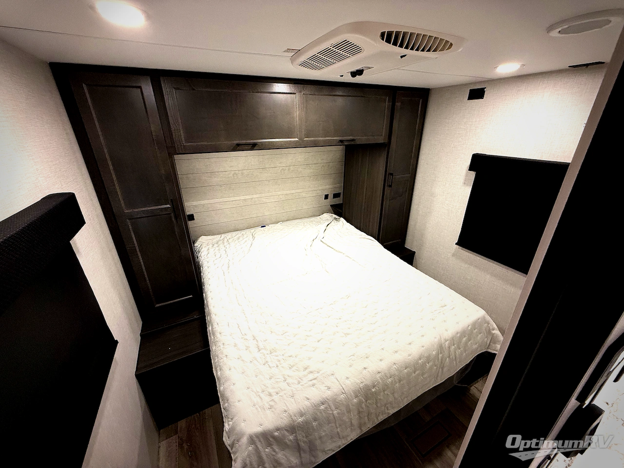 2026 Venture Stratus SR261VRB Photo 22