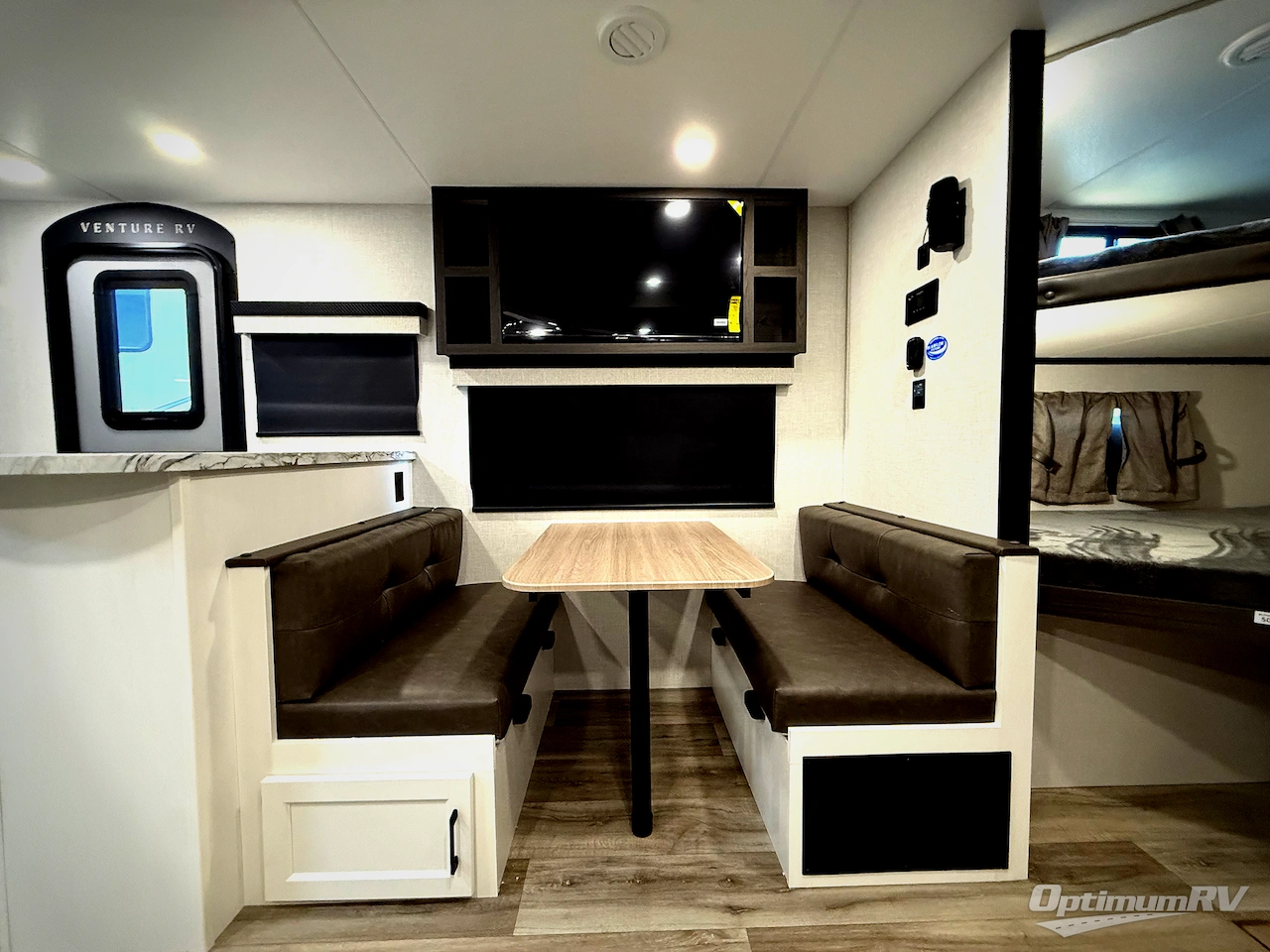 2026 Venture Stratus SR302VBH Photo 13