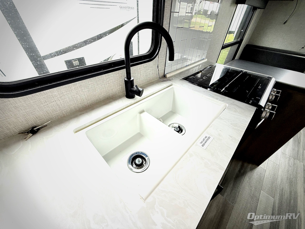 2025 Jayco Jay Flight SLX 210QB Photo 8