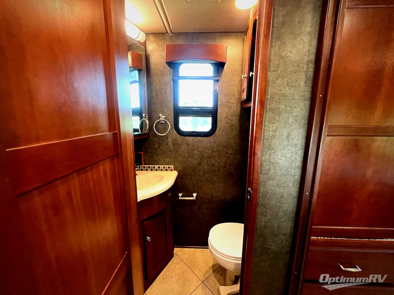 2015 Itasca Suncruiser 38Q Photo 19