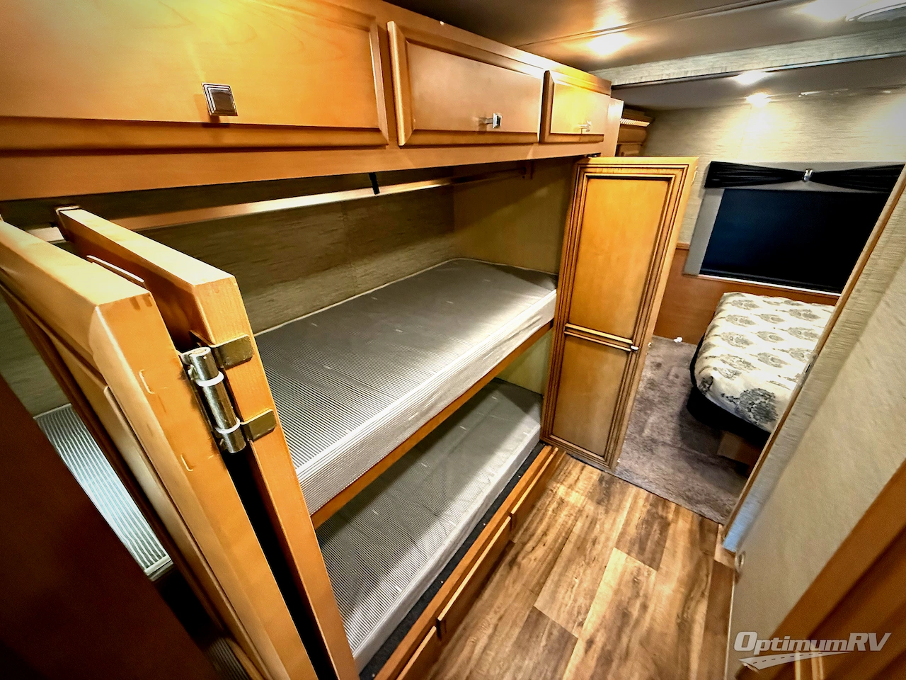 2017 Newmar Bay Star 3306 Photo 14