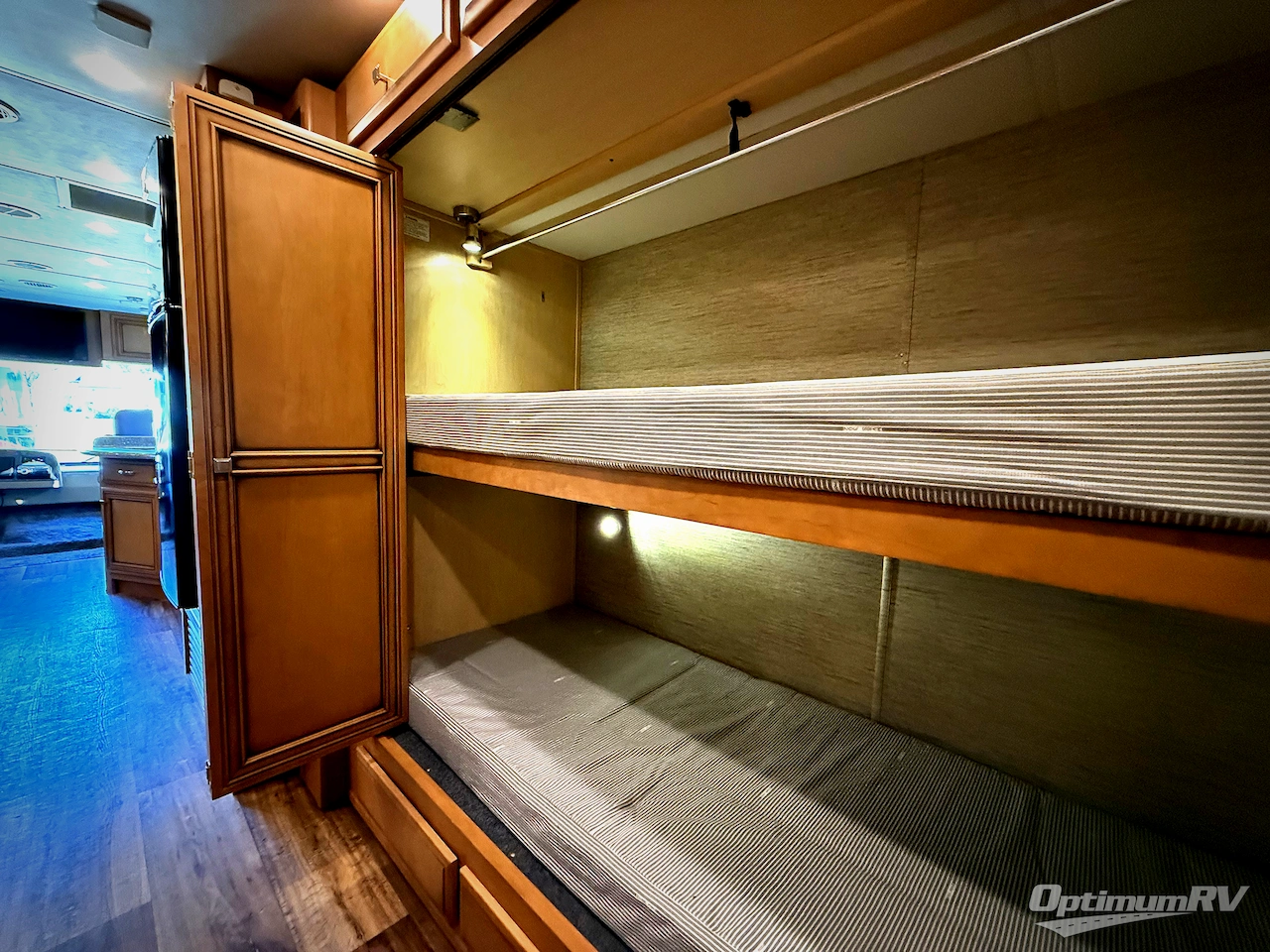 2017 Newmar Bay Star 3306 Photo 15