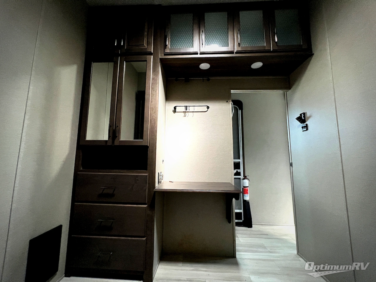 2022 Grand Design Solitude 378MBS Photo 16