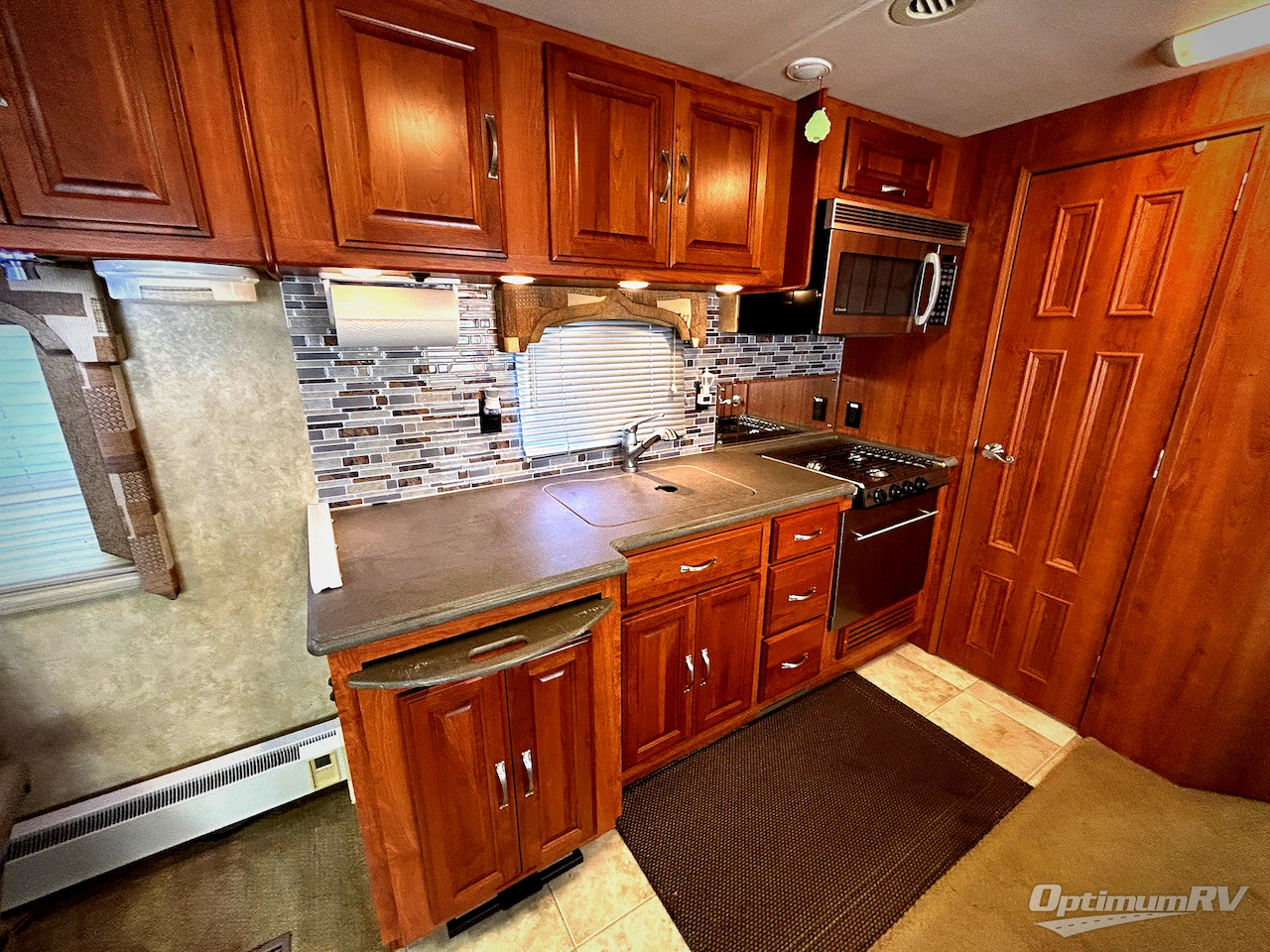 2008 Georgie Boy Cruise Master 3740FWS Photo 12