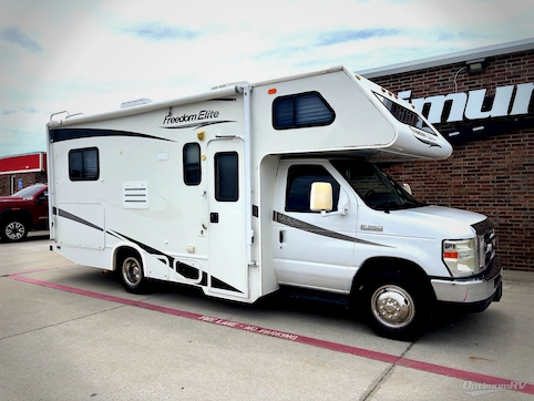 Used 2010 Thor FREEDOM ELITE 21C Featured Photo