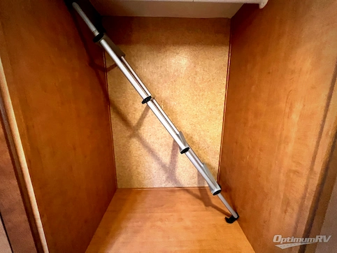 2016 Thor Axis 25.2 RV Photo 4