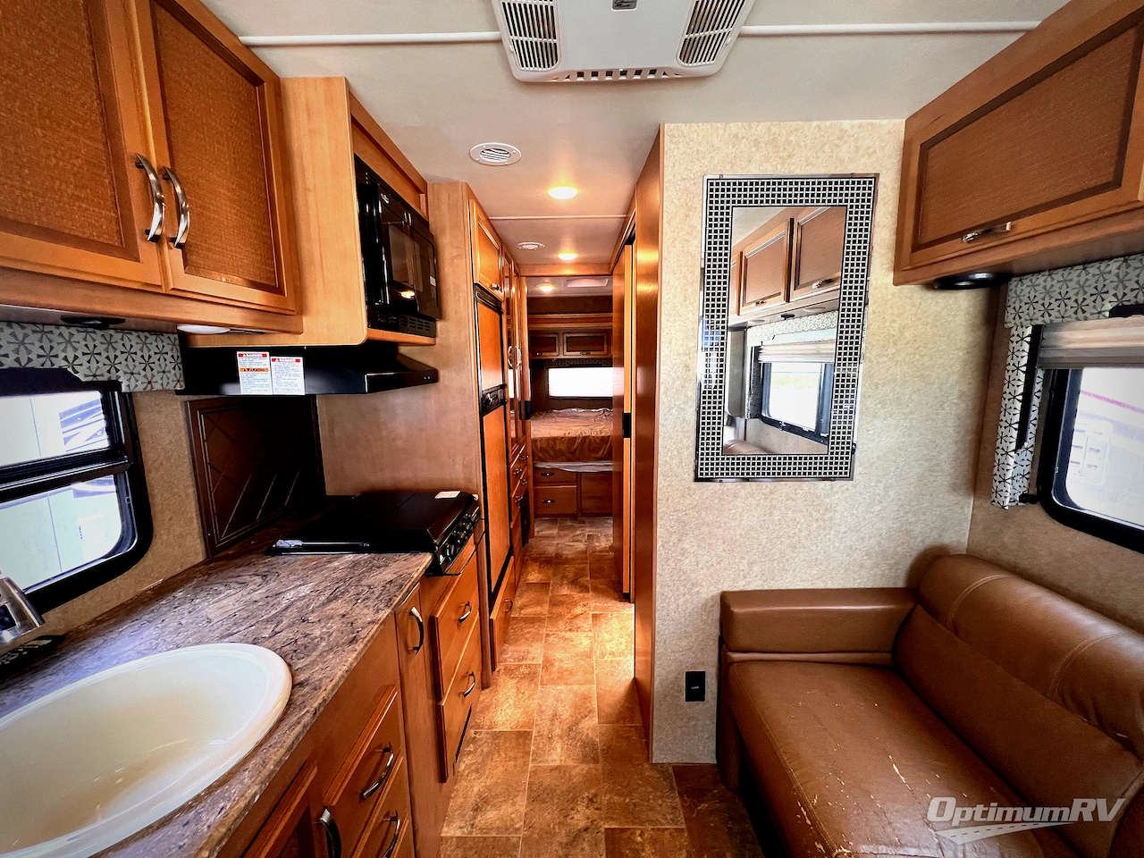 2016 Thor Axis 25.2 Photo 4