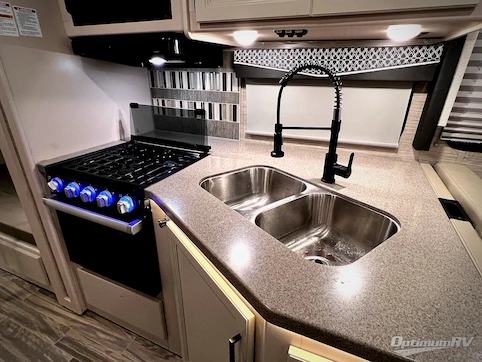 2023 Thor ACE 29D RV Photo 3