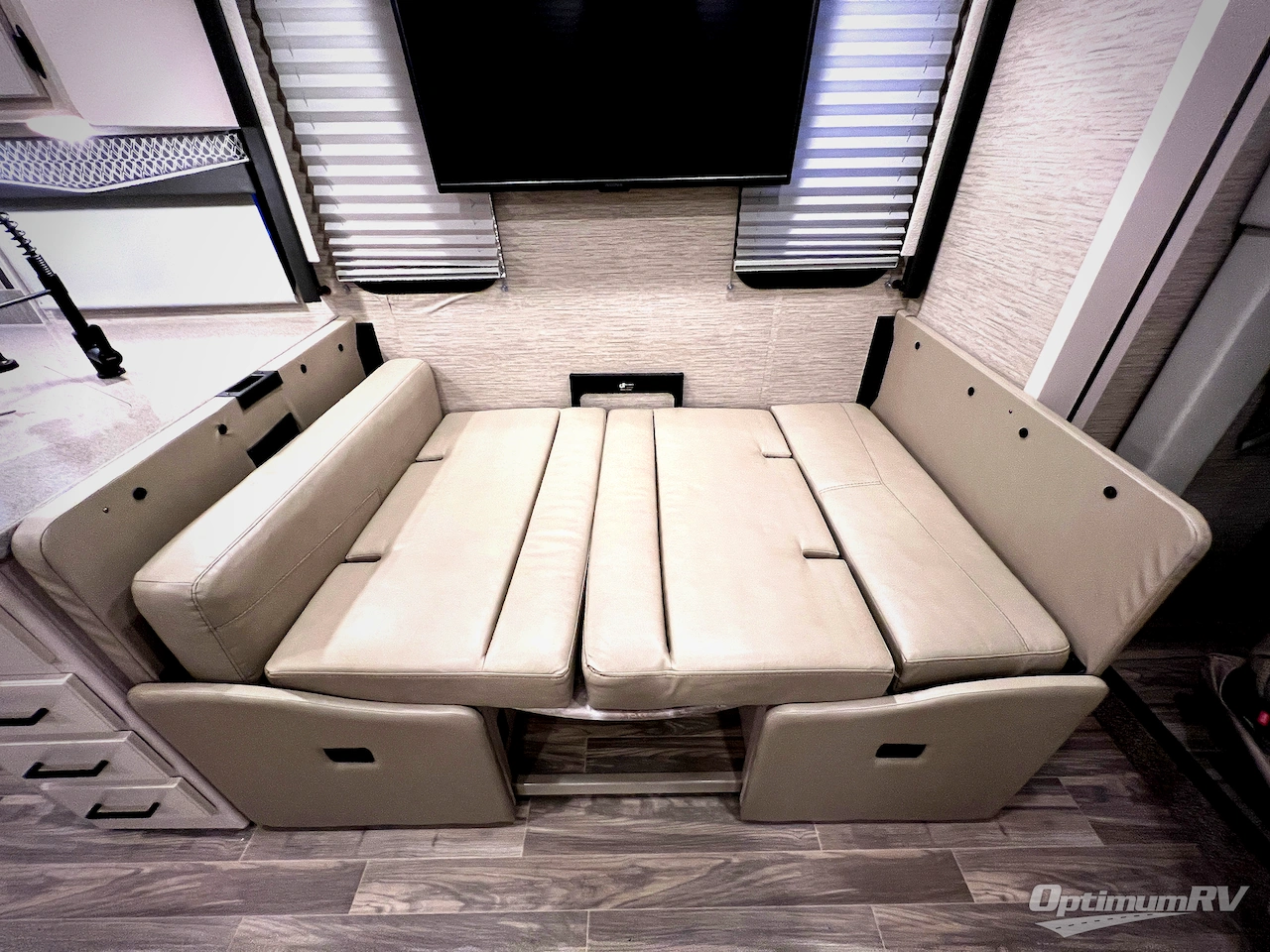 2023 Thor ACE 29D Photo 17