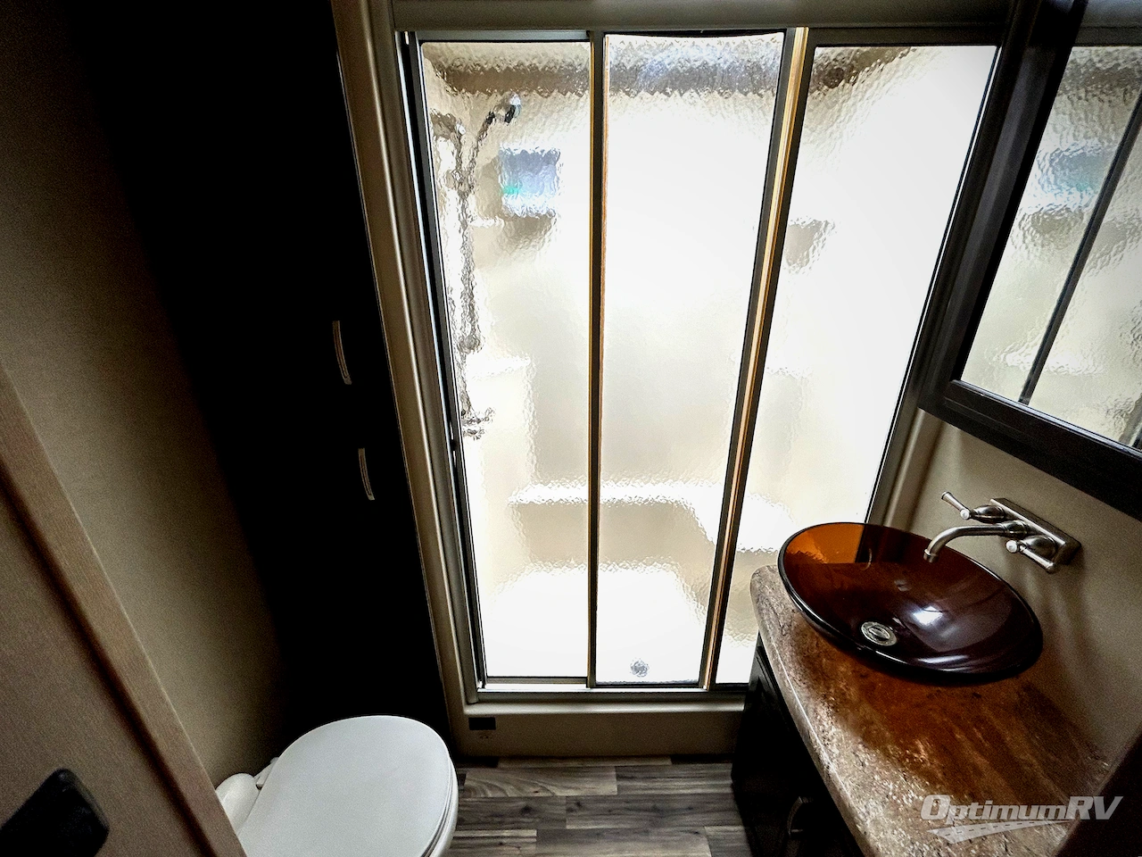 2015 Grand Design MOMENTUM 385TH Photo 11