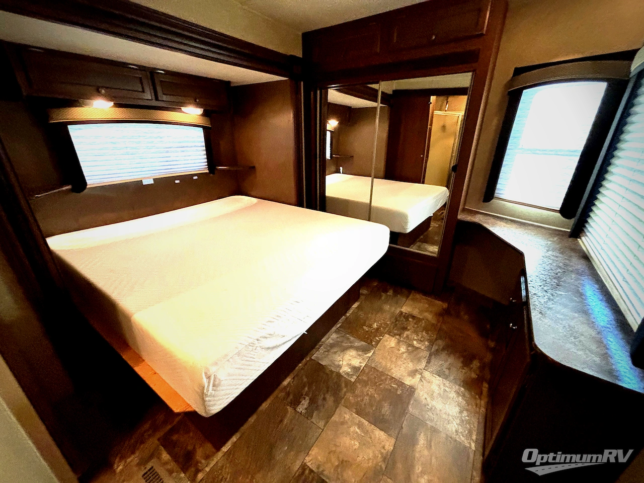 2014 Jayco Jay Flight DST 38RLTS Photo 8