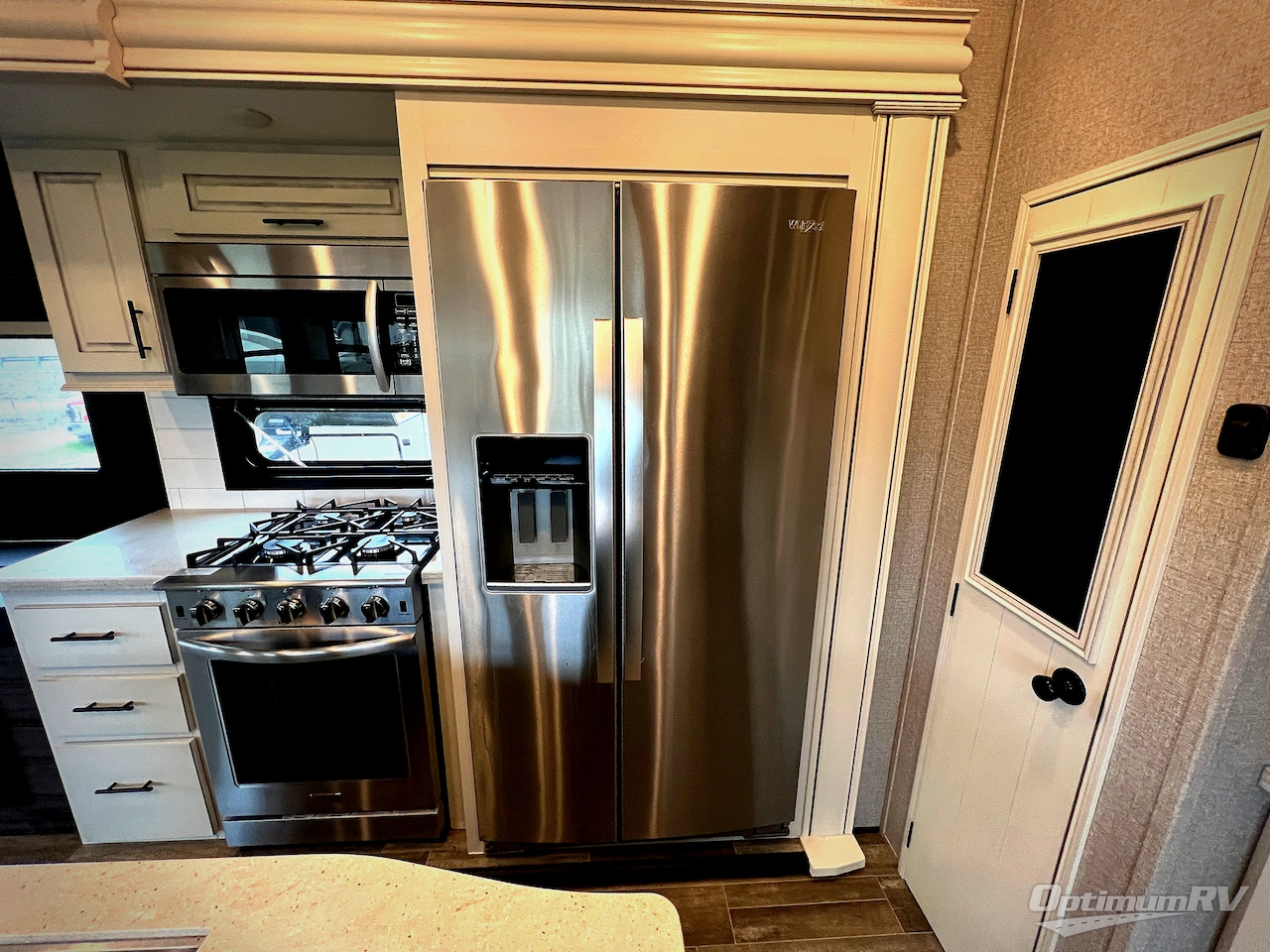 2021 Jayco North Point 310RLTS Photo 13