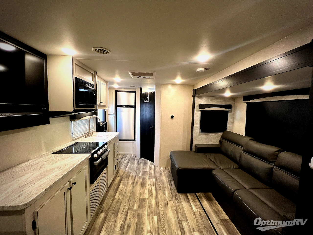 2022 Highland Ridge Range Lite RL212FB Photo 4