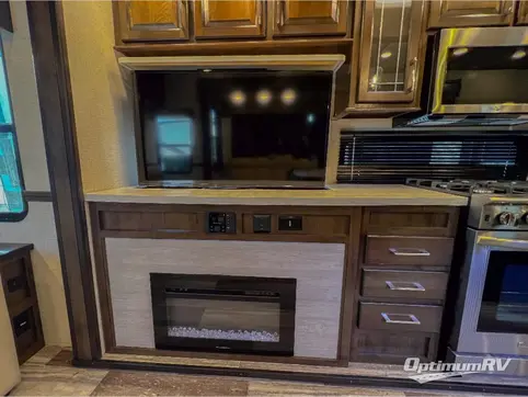 2022 Dutchmen Yukon 320RL RV Photo 3