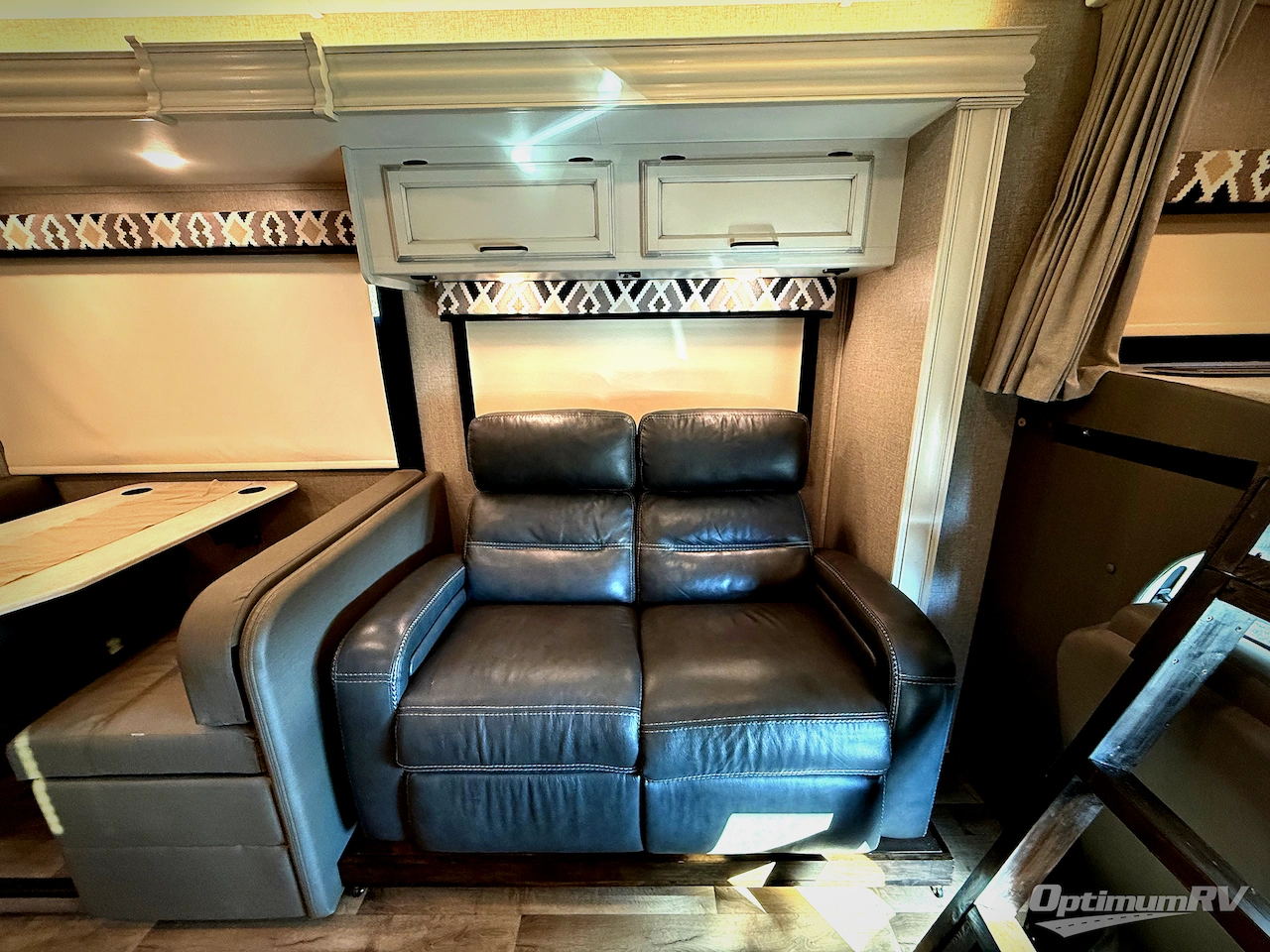 2021 Jayco Greyhawk 29MV Photo 6