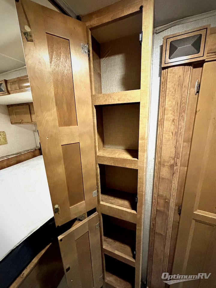 2019 Coachmen Leprechaun 311FS Ford 450 Photo 20