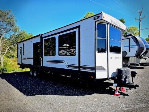 Used 2023 Keystone Residence 40MKTS Featured Photo