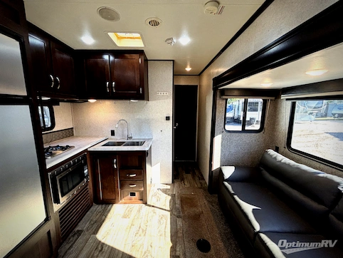 2020 Jayco Octane Super Lite 293 RV Photo 2