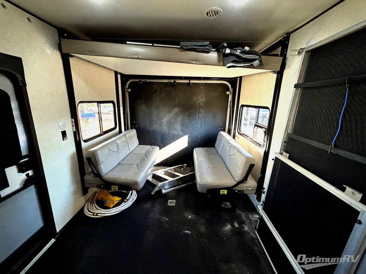 2020 Jayco Octane Super Lite 293 Photo 9