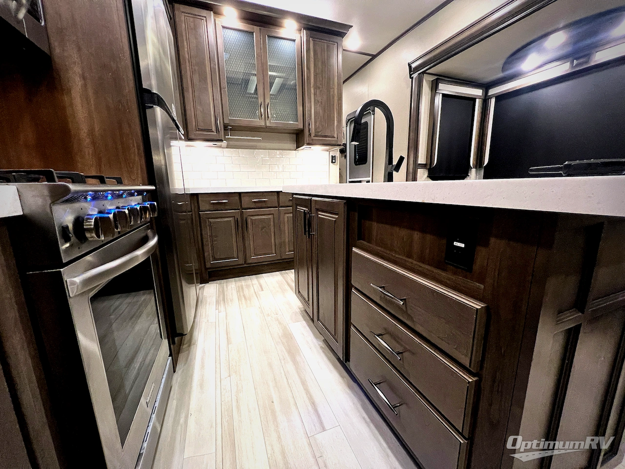 2022 Grand Design Solitude 378MBS Photo 25