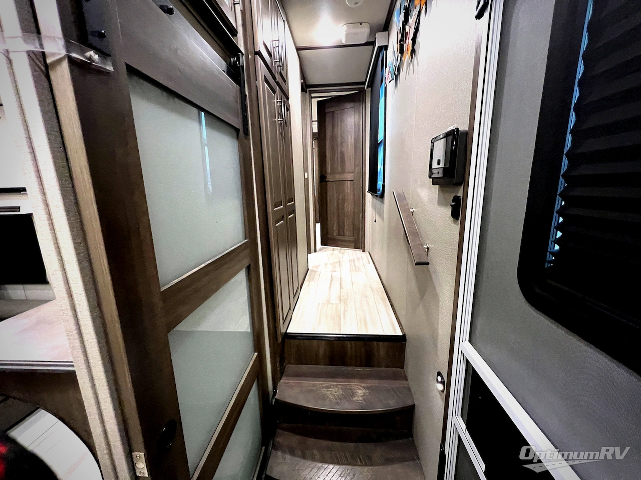 2022 Grand Design Solitude 378MBS Photo 39