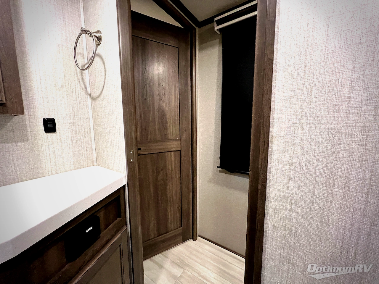 2022 Grand Design Solitude 378MBS Photo 46