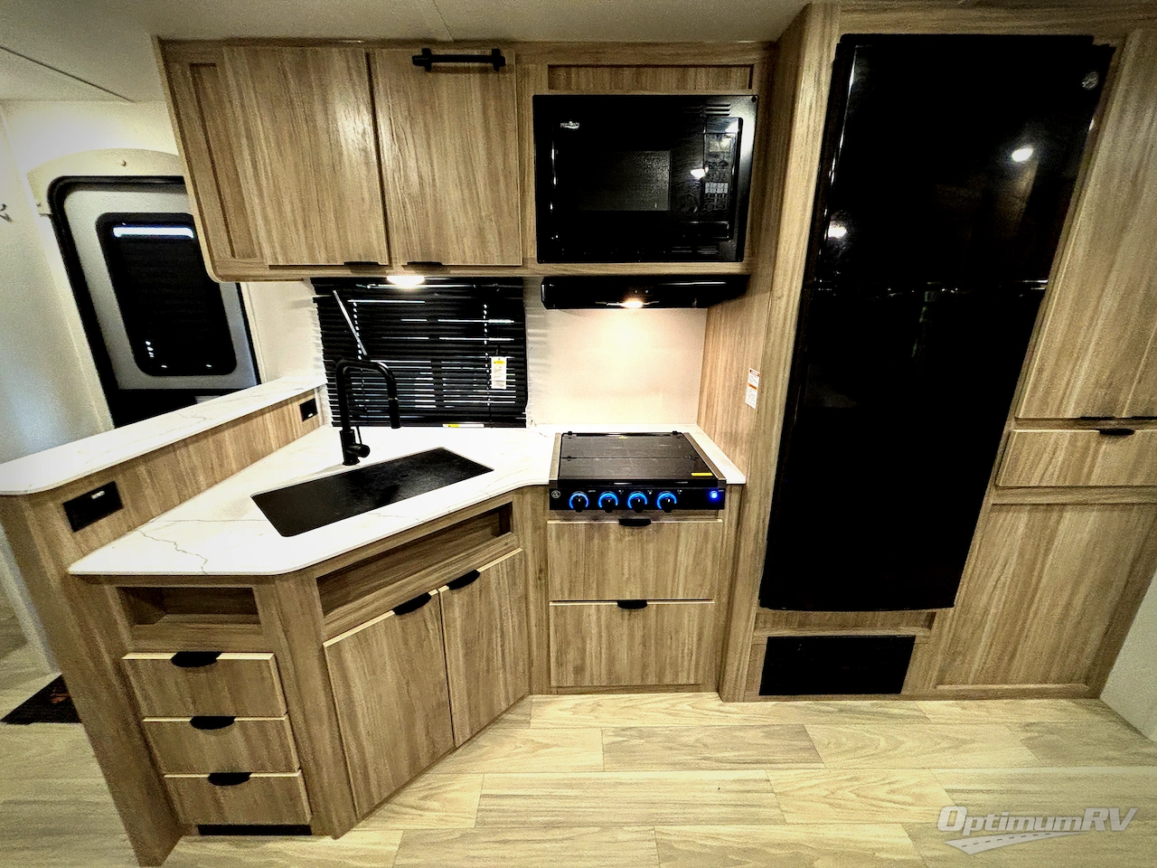 2024 Winnebago Towables Access 30BH Photo 5