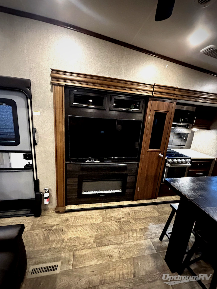 2019 Jayco Eagle 319MLOK Photo 13