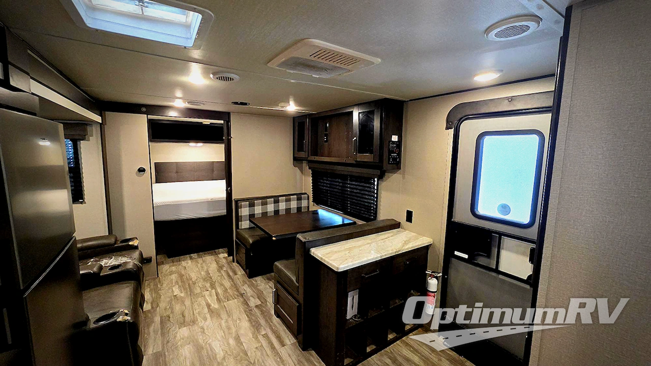 2022 Grand Design Transcend Xplor 240ML Photo 6