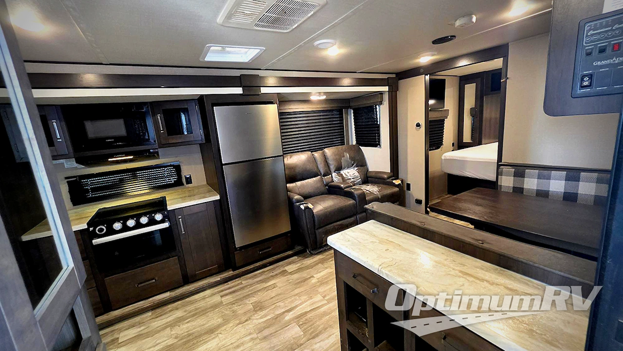 2022 Grand Design Transcend Xplor 240ML Photo 7