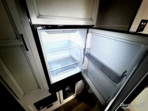 2021 Jayco Jay Feather X213 RV Photo 4