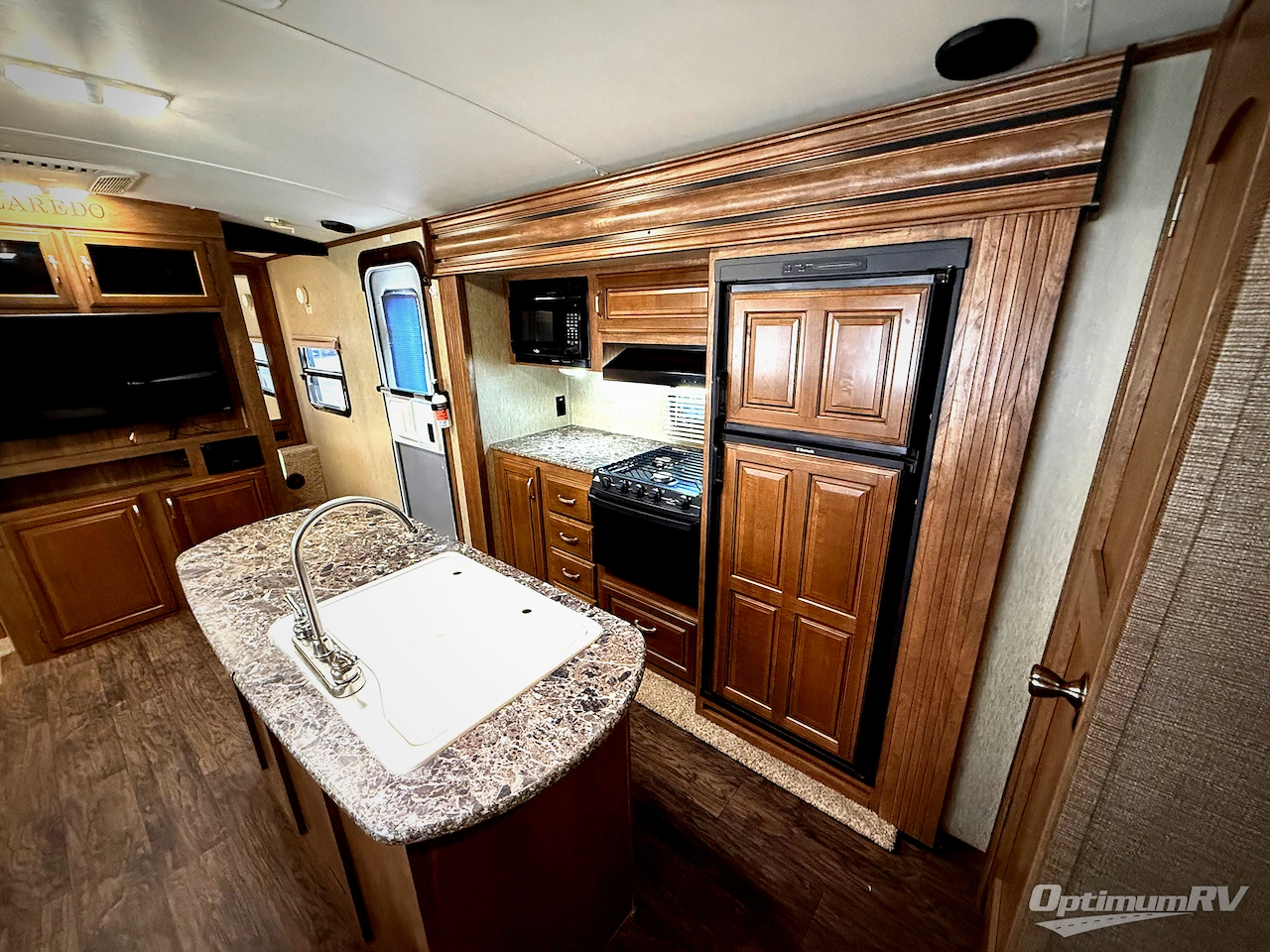 2016 Keystone Laredo LHT 27RB Photo 13