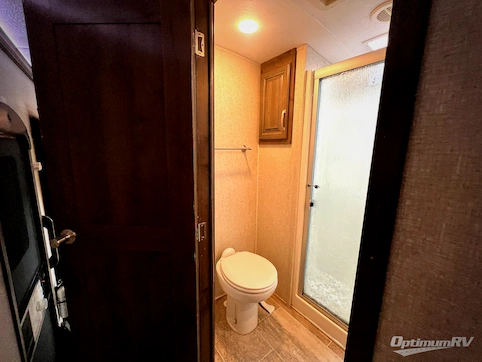 2018 Keystone Montana 3700LK RV Photo 4