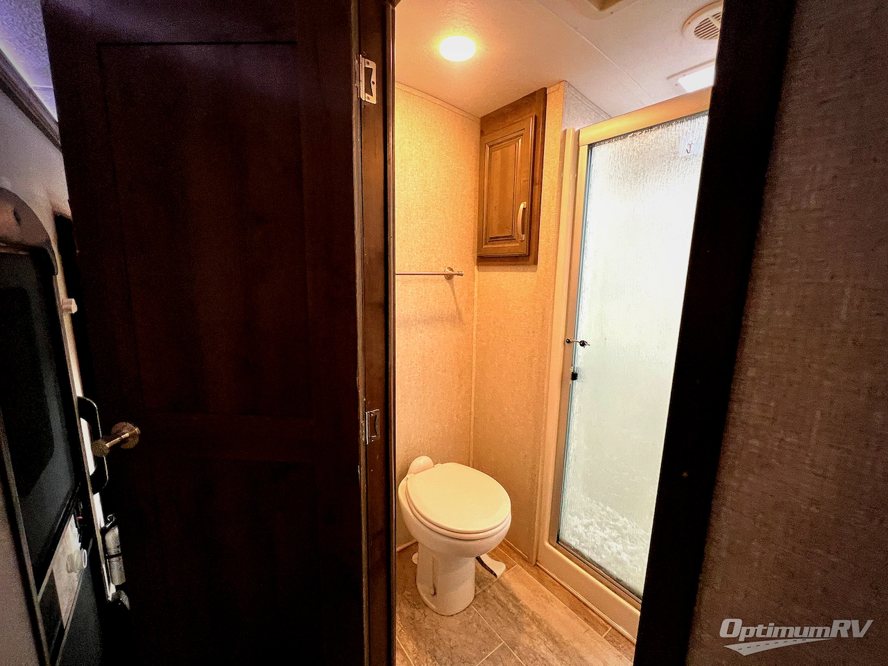 2018 Keystone Montana 3700LK Photo 19