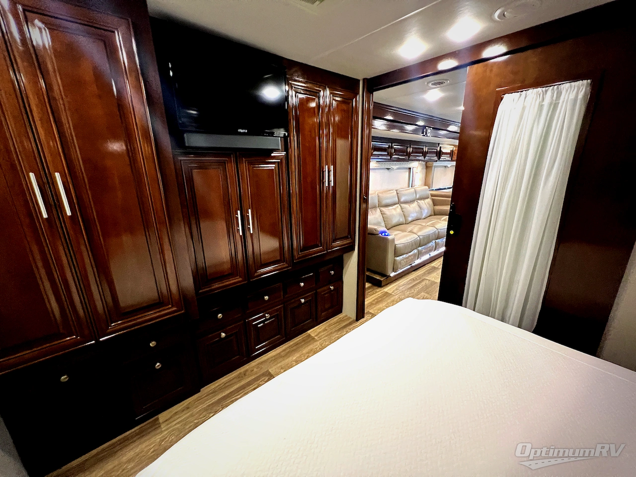 2018 Forest River Georgetown XL 369DS Photo 37