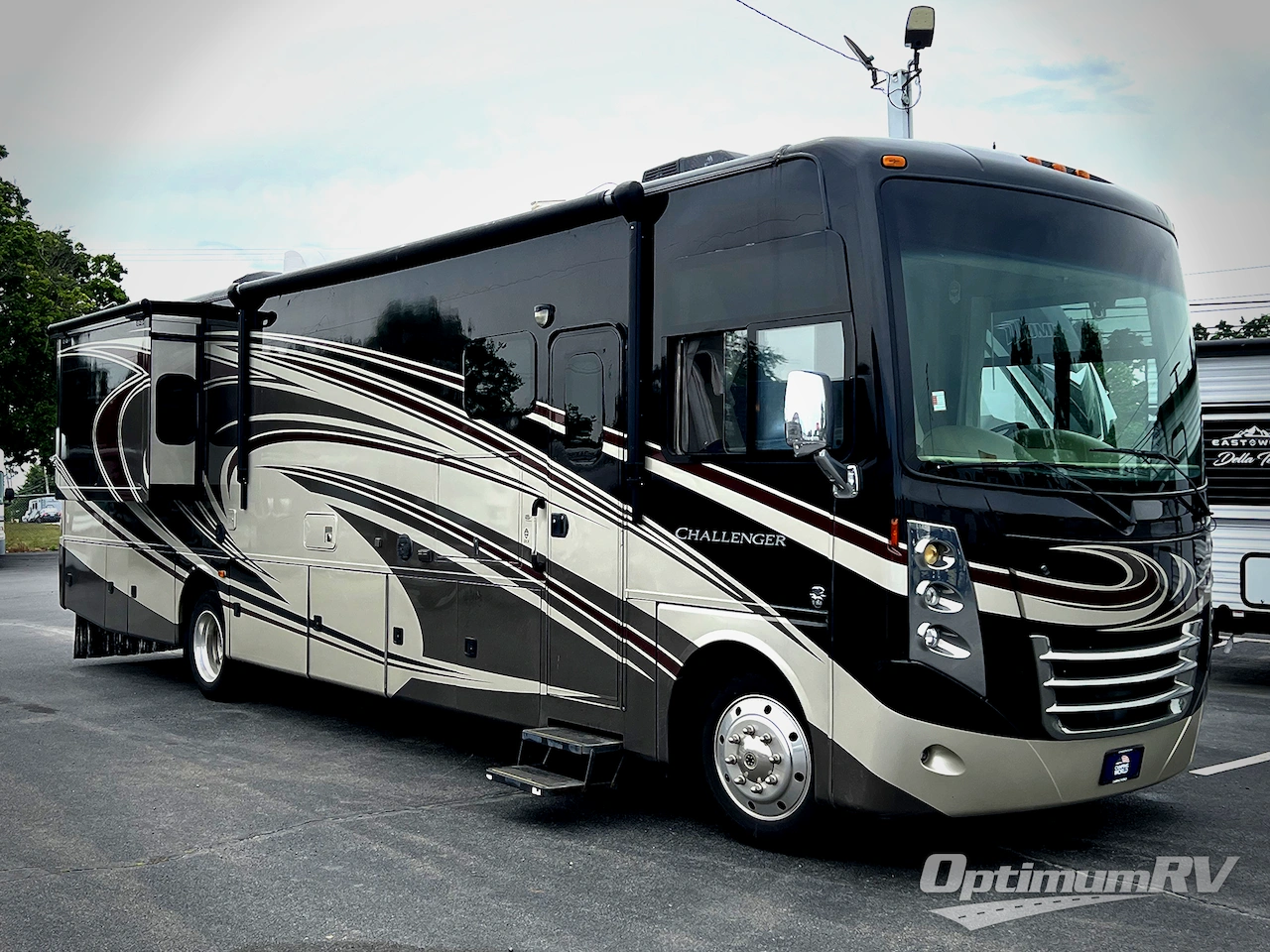 2015 Thor Challenger 37LX Photo 1