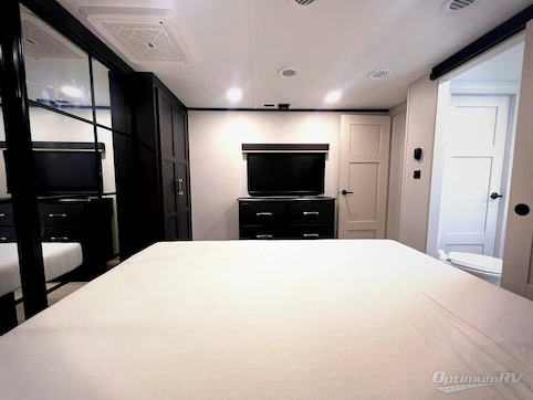 2025 Keystone Alpine Avalanche Edition 366LS RV Photo 3