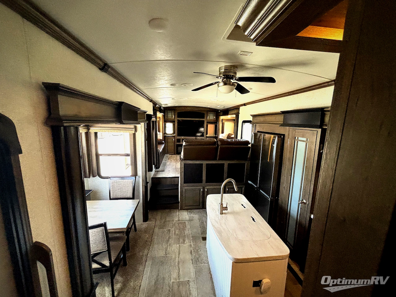 2019 Keystone Montana 3791RD Photo 6