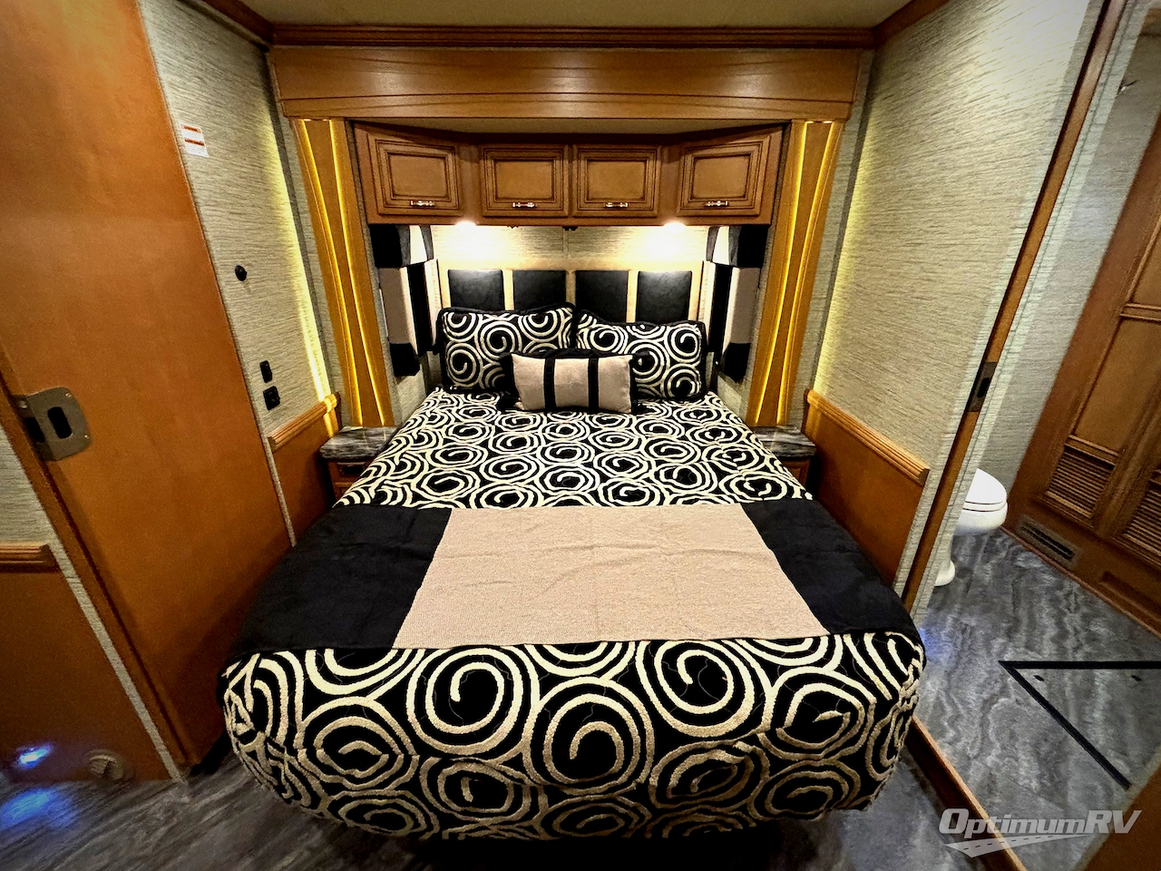 2018 Newmar Ventana LE 4042 Photo 24