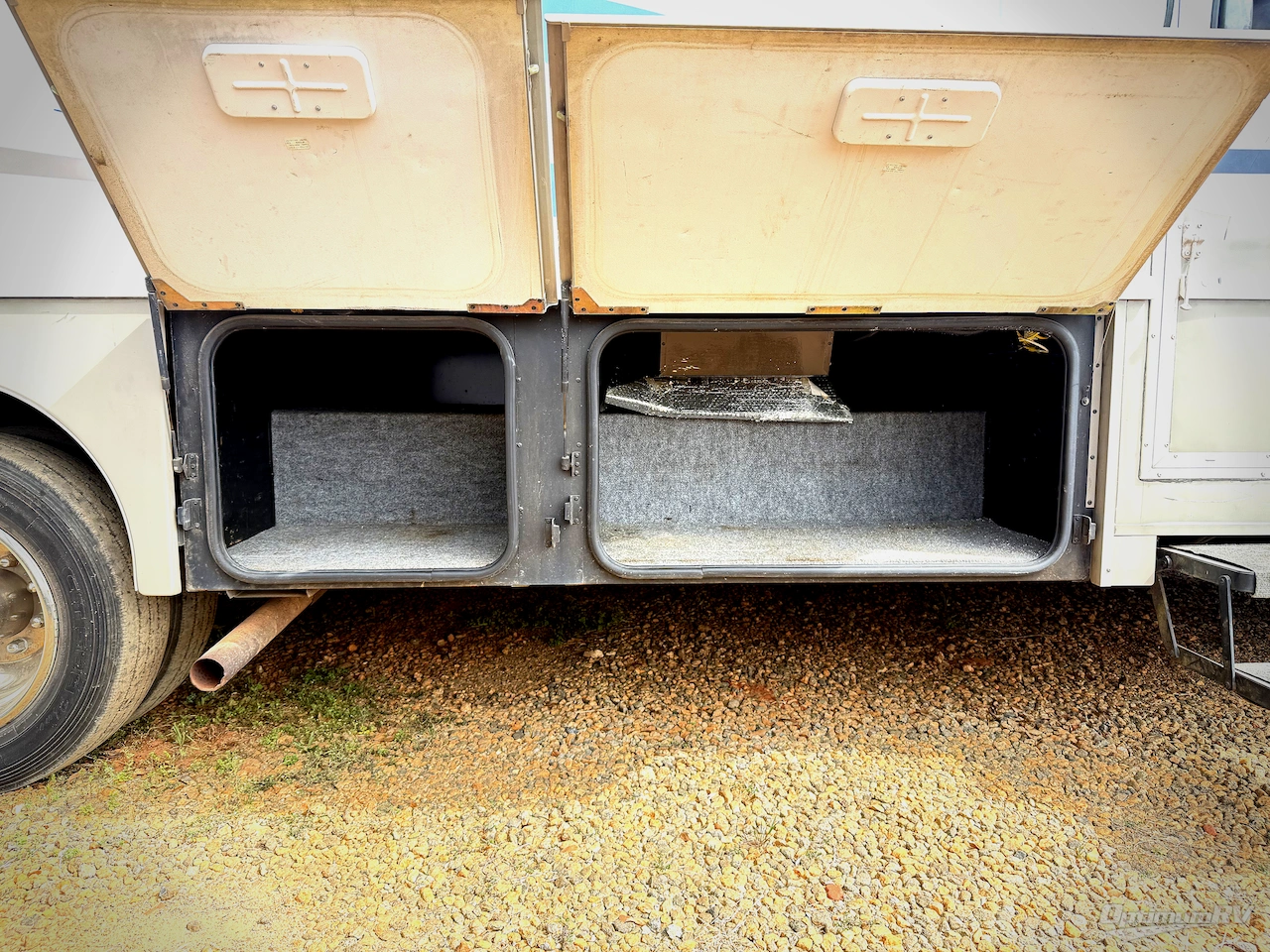 2004 Winnebago Sightseer 30B Photo 28