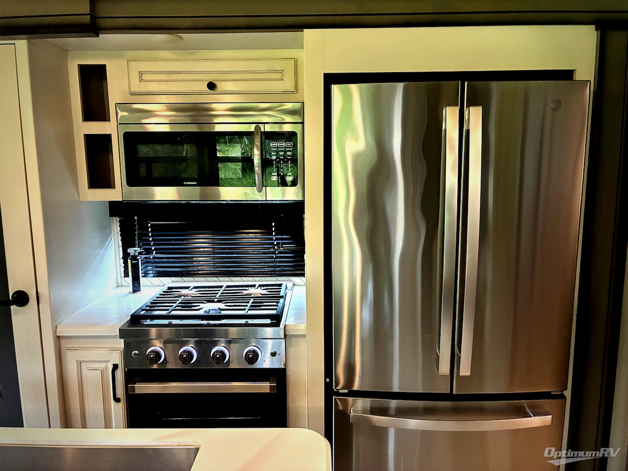 2023 Keystone Montana 3857BR Photo 11