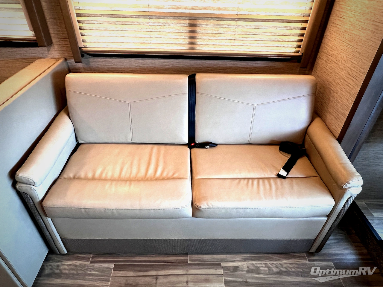 2022 Thor ACE 30.3 Photo 12